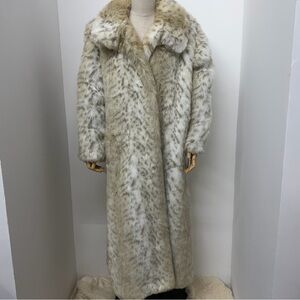 Pamela McCoy Collections Full Length Faux Fur Coat Size Medium Made in USA